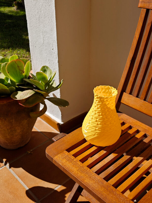 AiryUrn Vase - Image 2