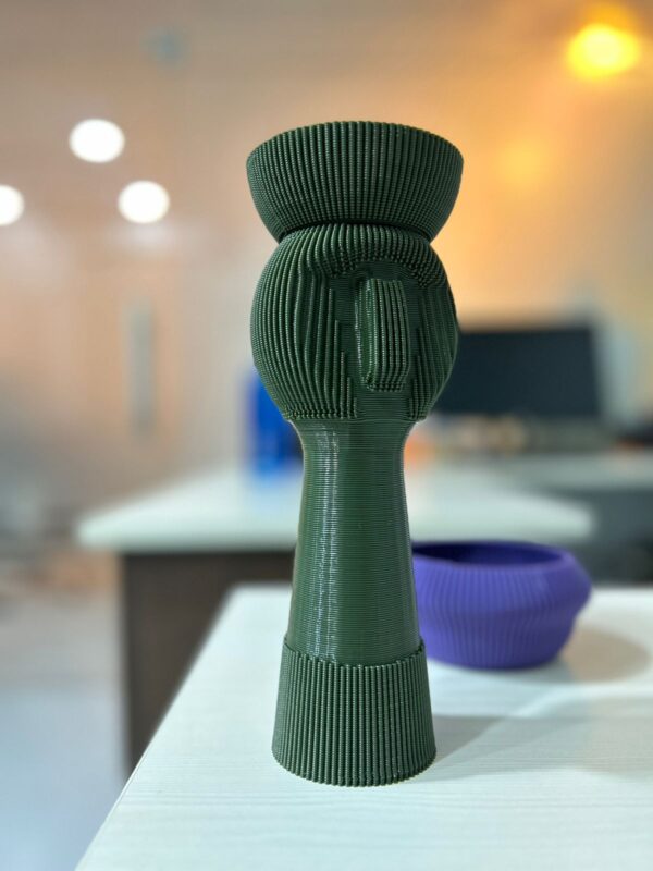 Emerald Blossom Vase - Image 2