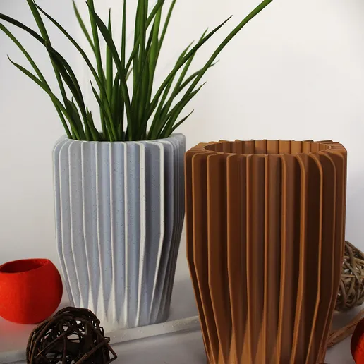 Contemporary Ribbed Vase - Image 2